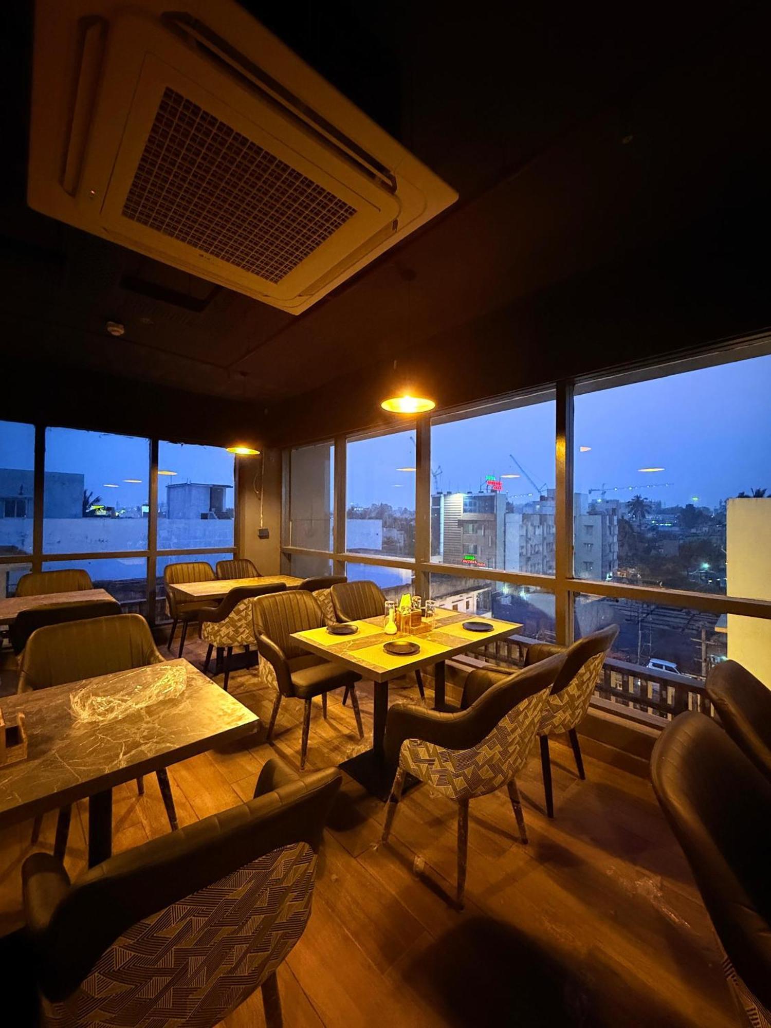 Hotel Orange Bhubaneswar Eksteriør bilde